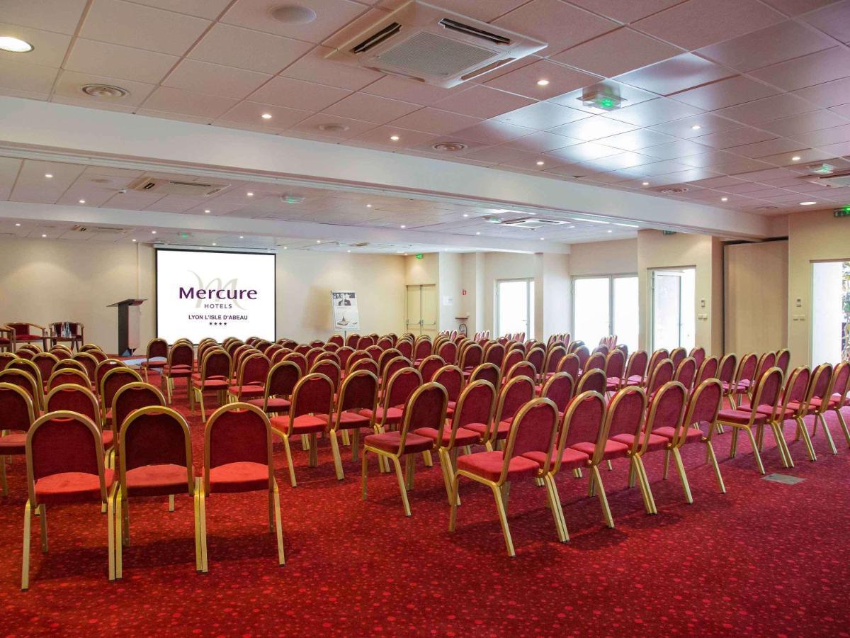 Mercure Lyon Est Hotel